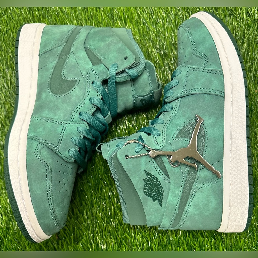 Jordan 1 High Zoom CMFT